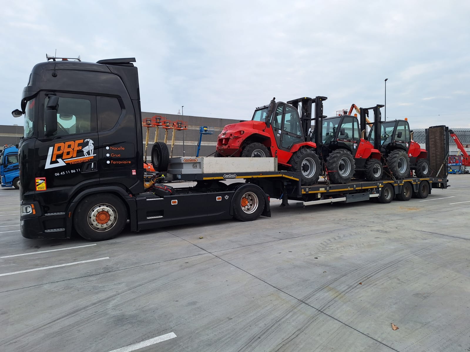 Semi_remorque_porte_engin_PBF_Transport-12