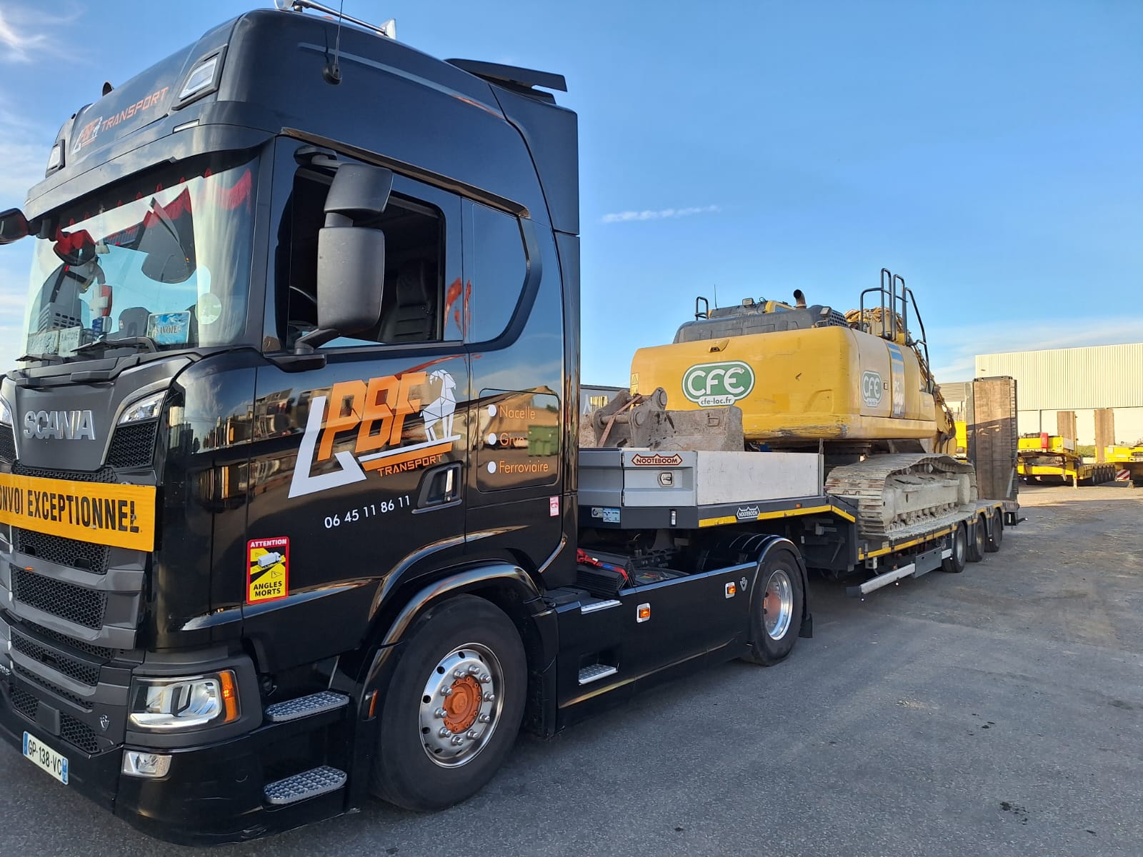 Semi_remorque_porte_engin_PBF_Transport-13