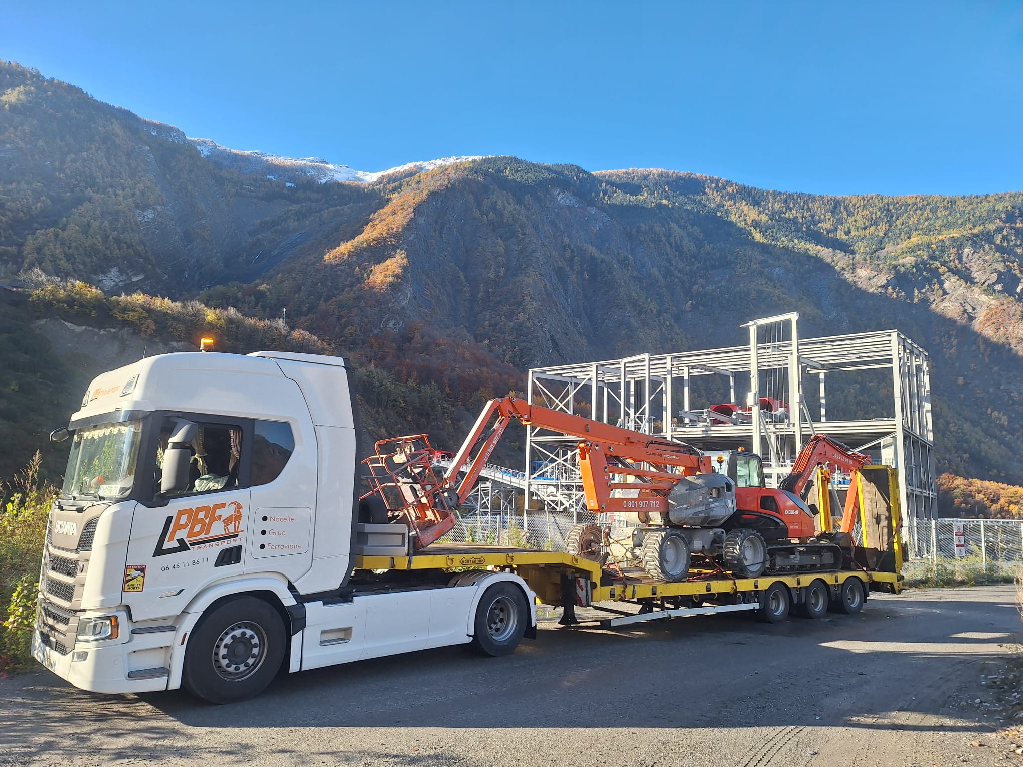Semi_remorque_porte_engin_PBF_Transport-15